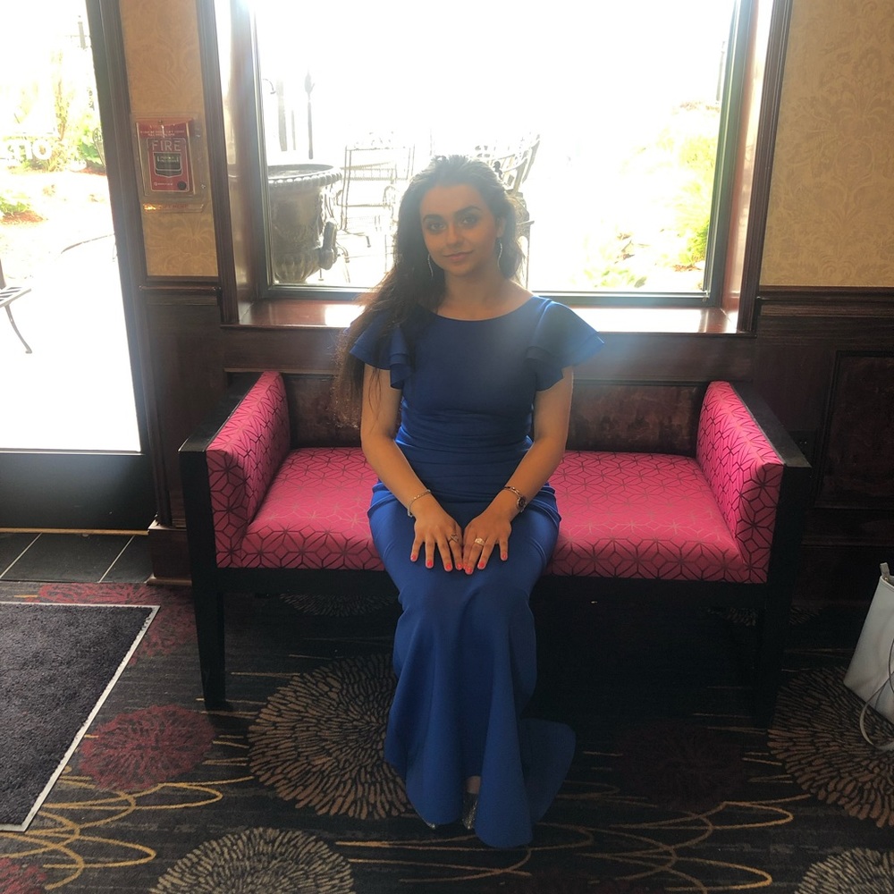 Worn twice, great condition, super flattering and stunning color